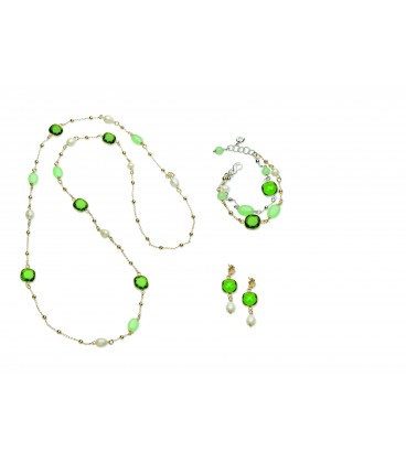 Zelený kryštálový náhrdelník PETITE POIS s nefritom a riečnou perlou